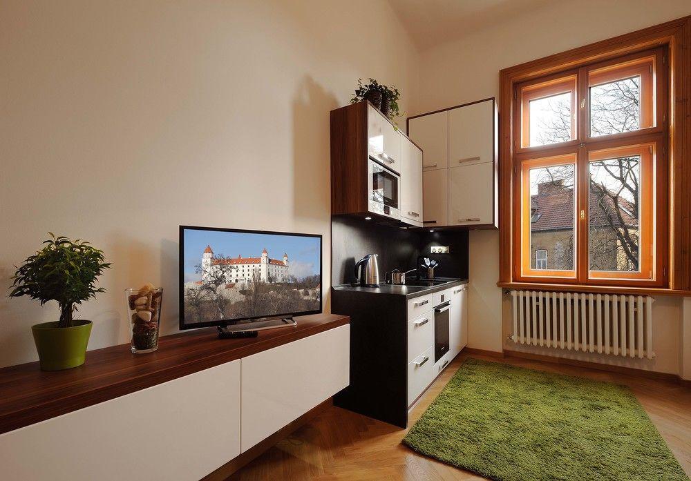 Twin City Rooftop By Ambiente Bratislava Exteriör bild