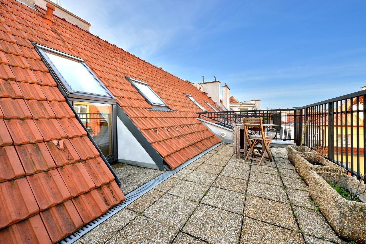 Twin City Rooftop By Ambiente Bratislava Exteriör bild